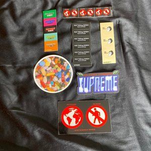 🤎🤎🤎VARIOUS SUPREME STICKERS🤎🤎🤎